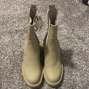 Brand new Zara Boot